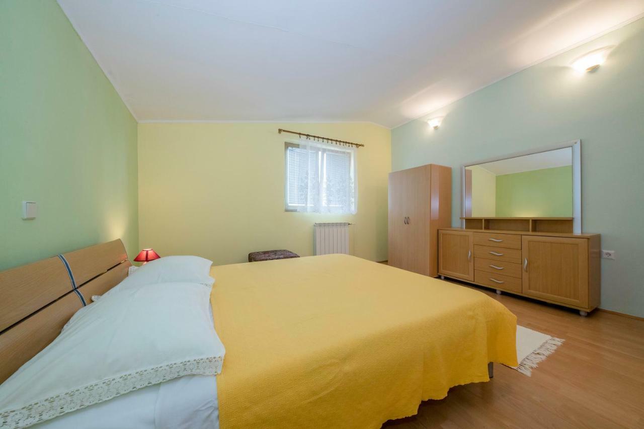 Lero Apartment Banjol Екстериор снимка