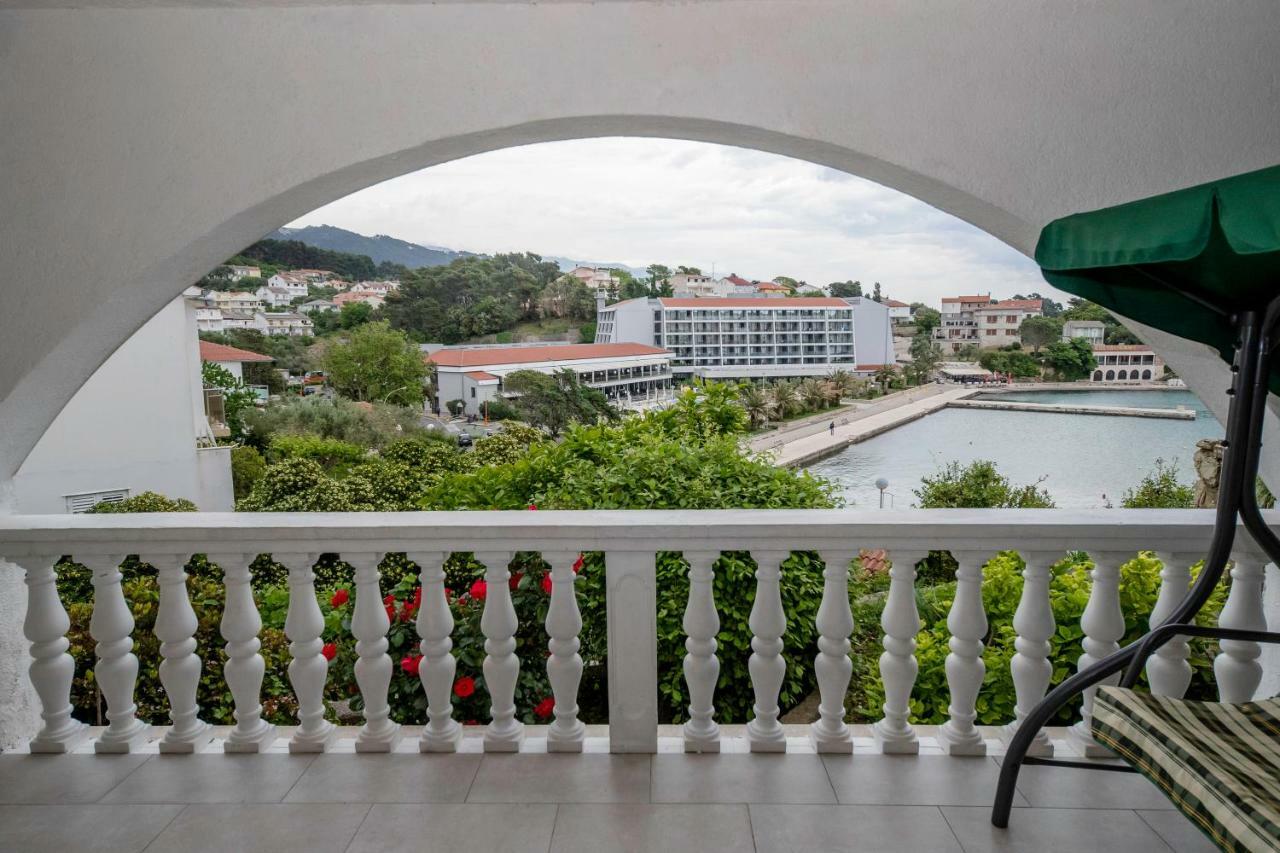 Lero Apartment Banjol Екстериор снимка